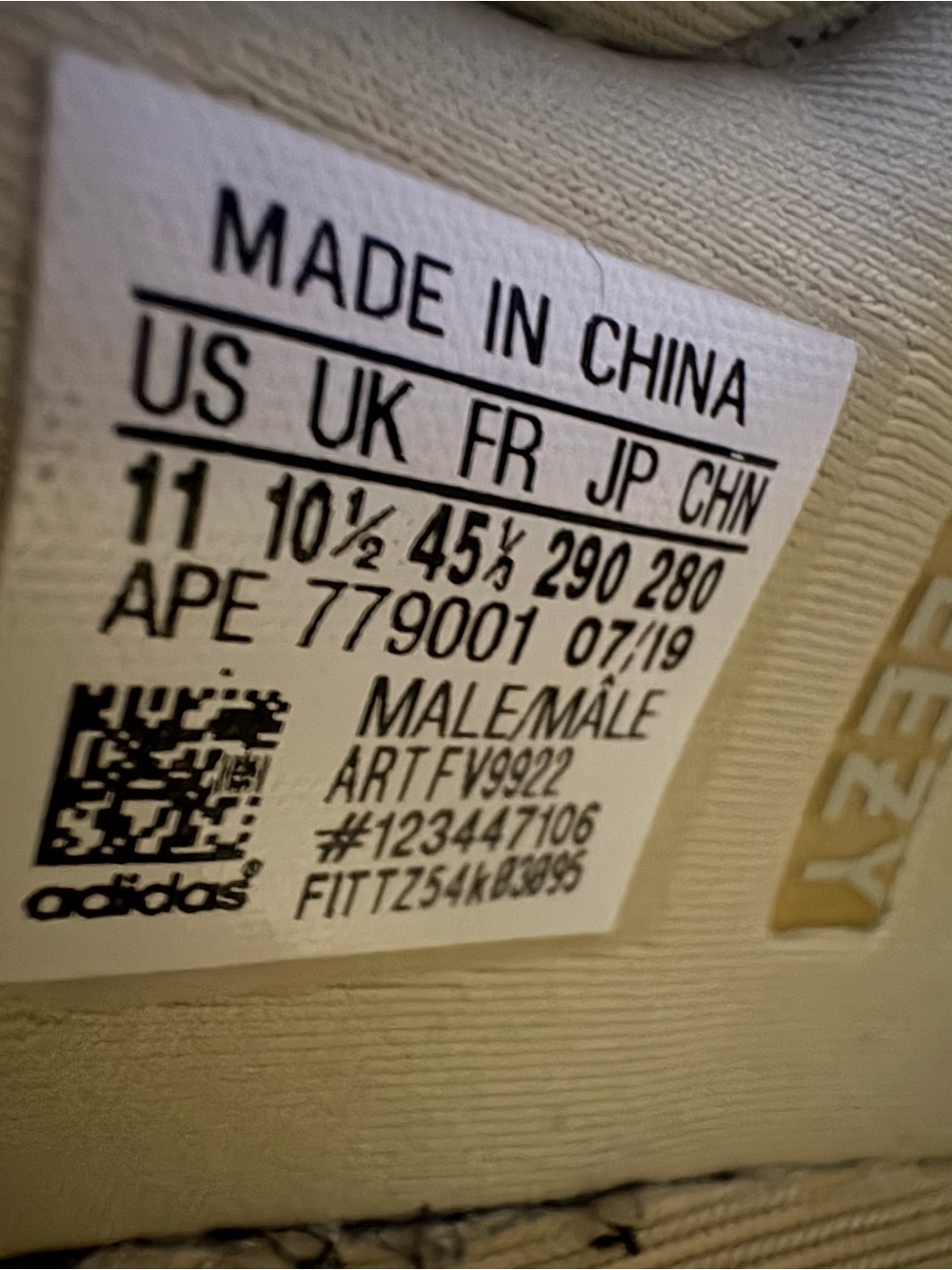 Mens Adidas Yeezy Magnets Size 11 - Picture 5 of 11